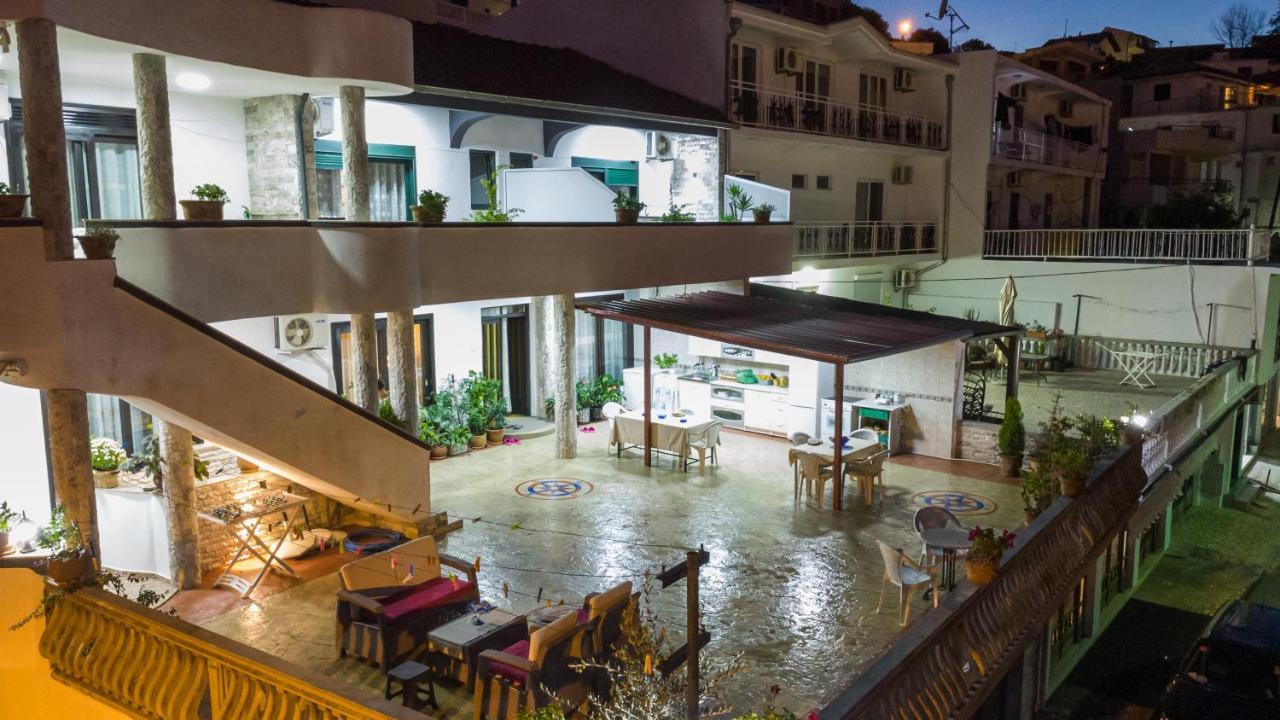 Apartments Ishmi In Center Of Ulcinj Exterior photo